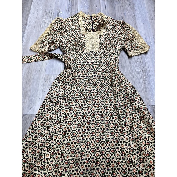 Vintage Young Edwardian Dress Prairie Cottagecore Floral Lace Trim Size 11‎ Maxi